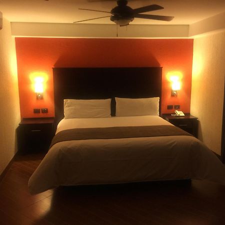Hotel Victoria Inn San Juan del Rio Bagian luar foto