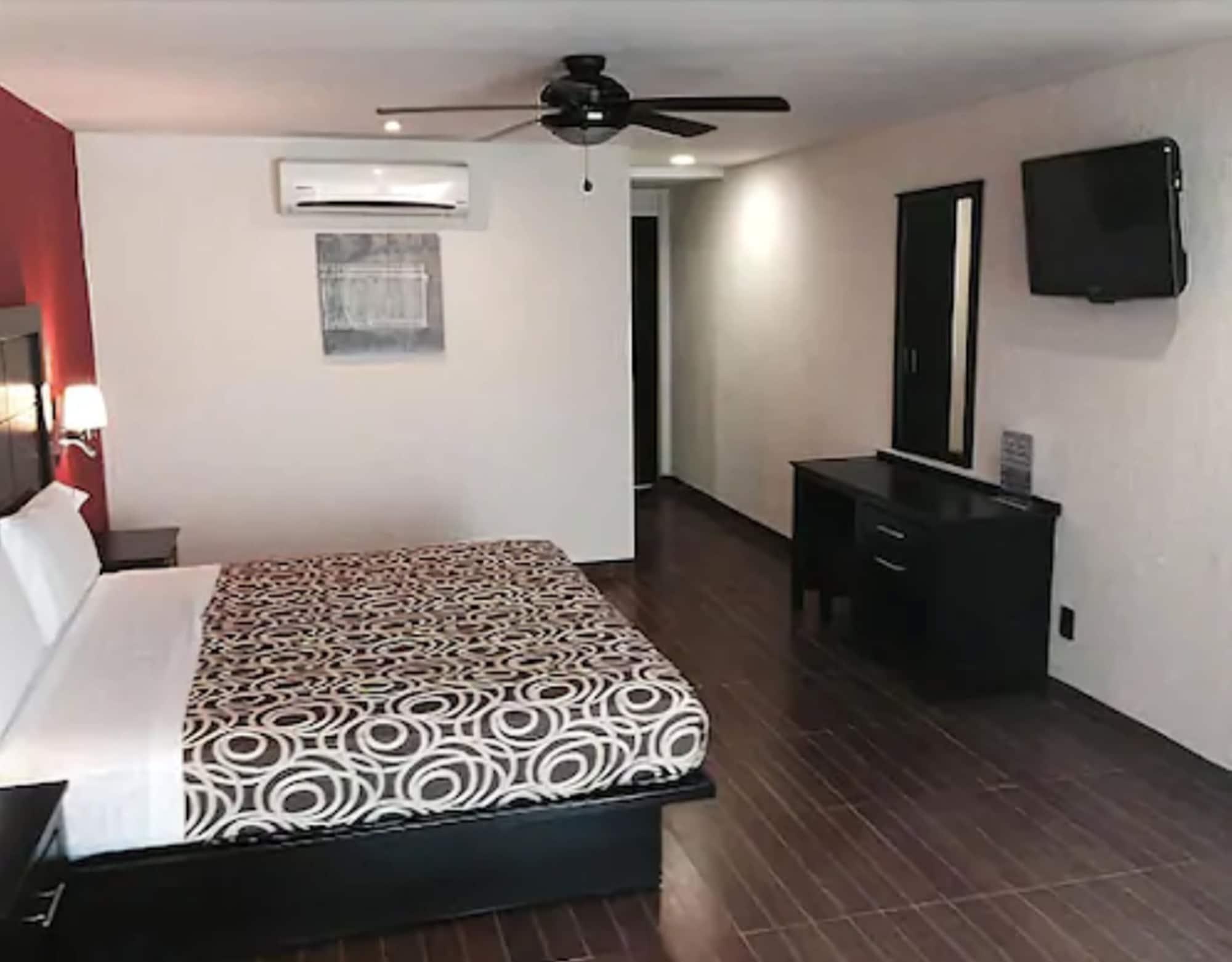 Hotel Victoria Inn San Juan del Rio Bagian luar foto