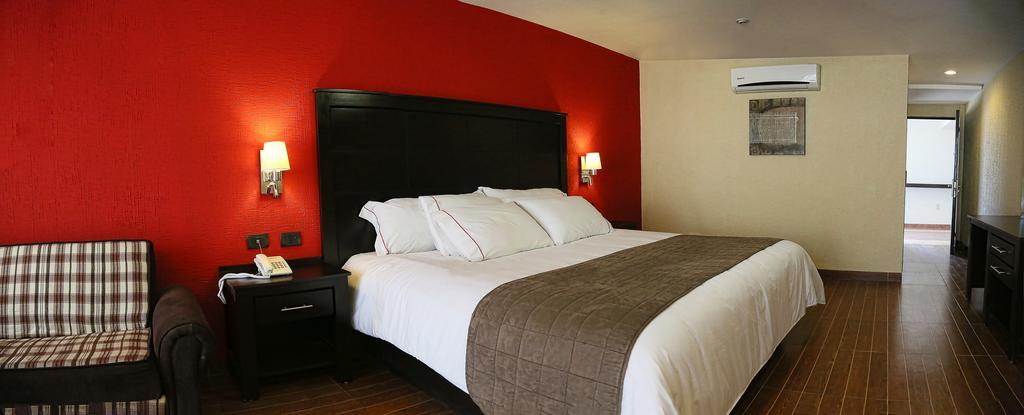 Hotel Victoria Inn San Juan del Rio Bagian luar foto