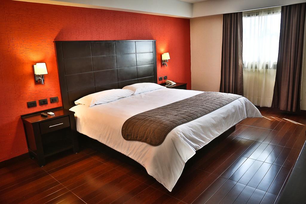 Hotel Victoria Inn San Juan del Rio Bagian luar foto