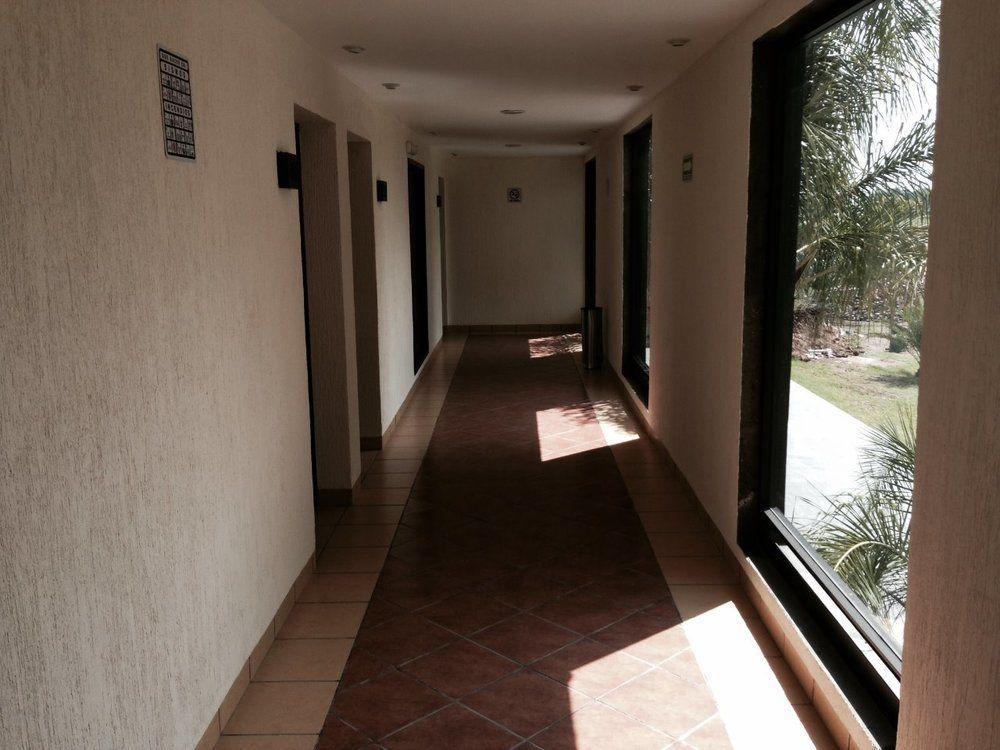 Hotel Victoria Inn San Juan del Rio Bagian luar foto